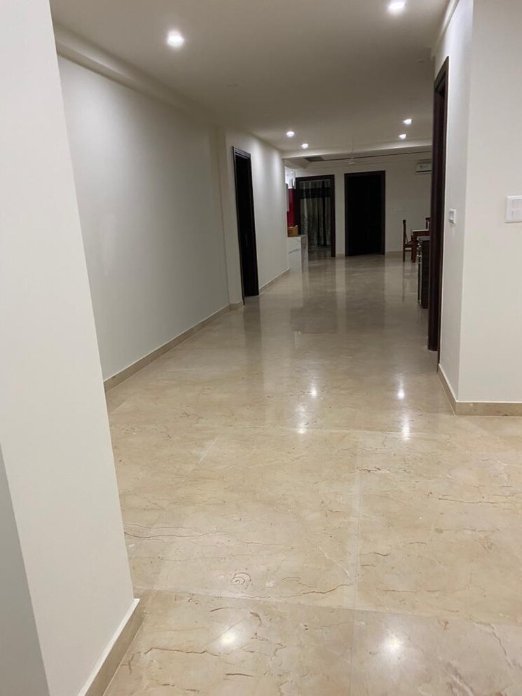 Room, sushant-lok-2 4 Bedroom 450 Sq.Yd. Builder Floor In Sector 57 Gurgaon 9063585