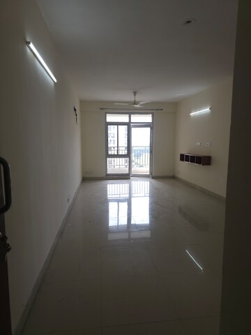 Room in 5 BHK Apartment at Hamdam Apartment, Sector 18 Dwarka – for Sale
