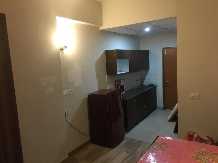 Room, paramount-golfforeste 1 RK 435 Sq.Ft. Apartment In Zeta I Greater Noida Greater Noida 9063702