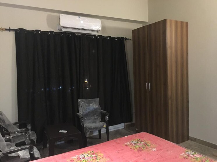 Bedroom, paramount-golfforeste 1 RK 435 Sq.Ft. Apartment In Zeta I Greater Noida Greater Noida 9063702