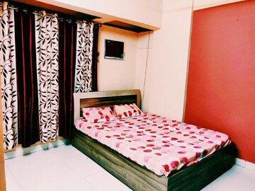 Bedroom in 1 BHK Apartment at Green Field B CHS LTD, Andheri East – for Rent