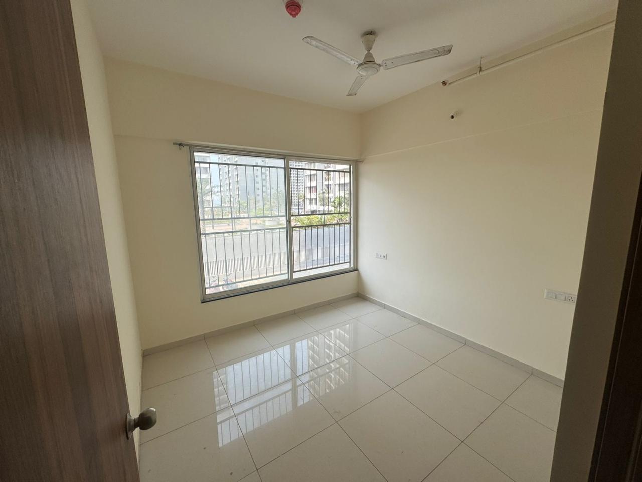 1 BHK + Study Room Apartment For Rent in Kolte Patil Life Republic