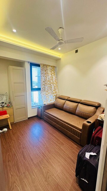 Living Room in 2 BHK Apartment at Kalpataru Paramount, Kapur Bawdi – for Sale