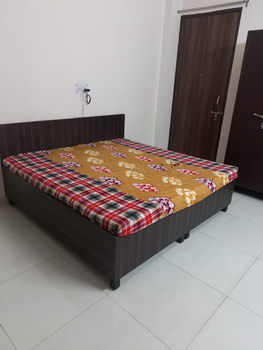 1 RkApartment For Rent in Sector 51