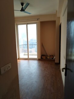2.5 BHK + Study Room Apartment For Sale in Amrapali Golf Homes