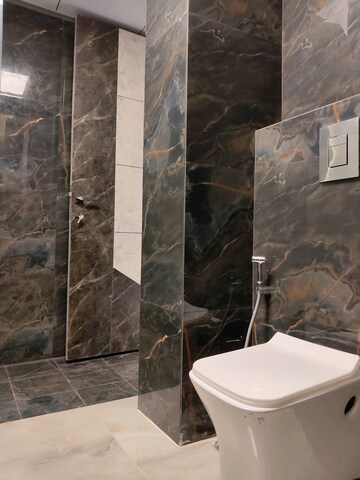 Bathroom in 2 BHK Builder Floor at Sushant Lok 3, Sector 57 – for Rent