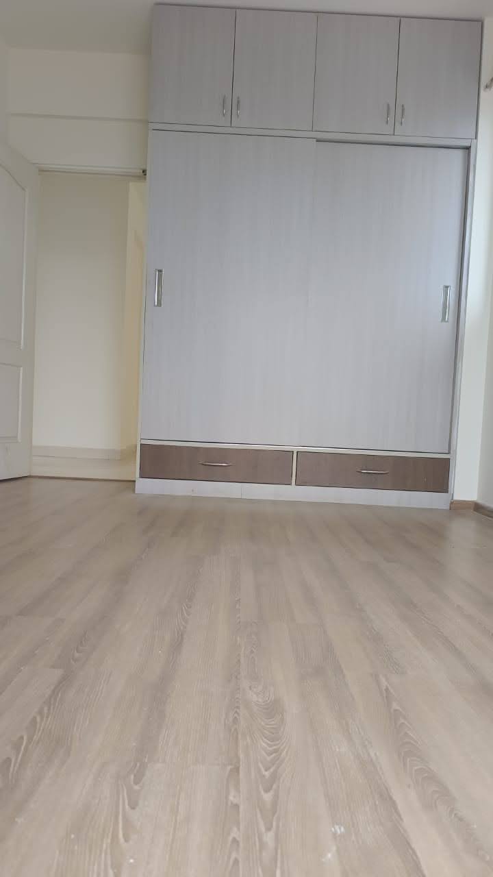 3 BHK + Servant Room Apartment For Rent in Godrej 101