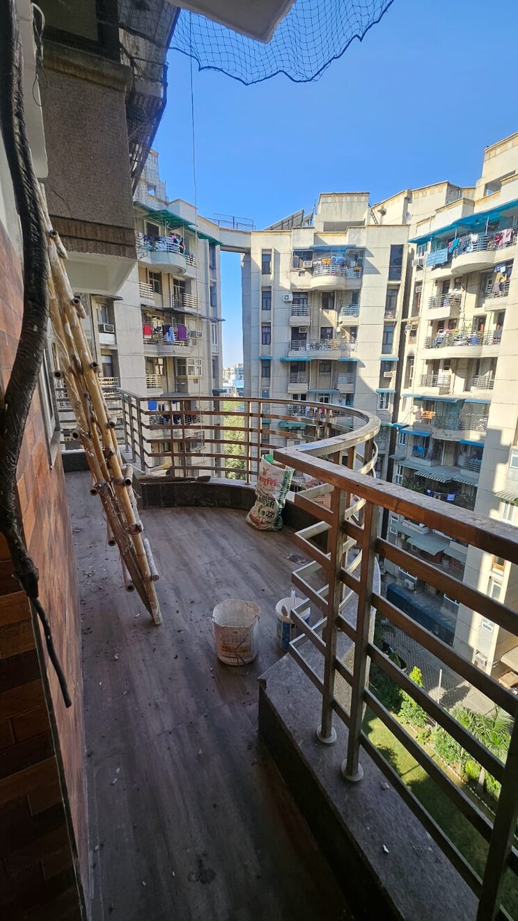 Balcony, sector 11 dwarka 3 Bedroom 1400 Sq.Ft. Apartment In Sector 11 Dwarka Delhi 9063787