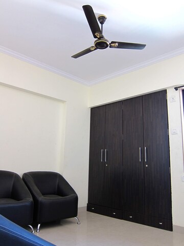 Furnished Amenities in 2.5 BHK Apartment at Thane East – for Sale