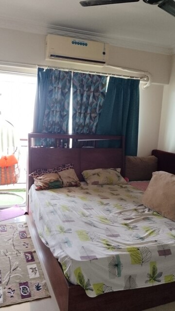 Bedroom in 2 BHK Apartment at Yarrow Apartment, Powai – for Rent