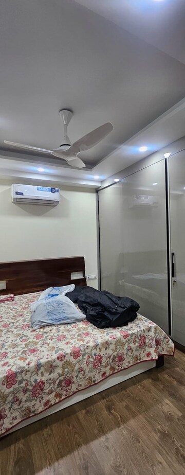 Bedroom in 3 BHK Builder Floor at Sector 12 Dwarka – for Rent