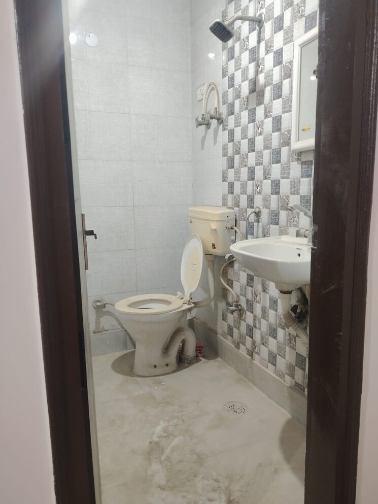 Other, neb sarai 2 Bedroom 800 Sq.Ft. Builder Floor In Neb Sarai Delhi 9063873