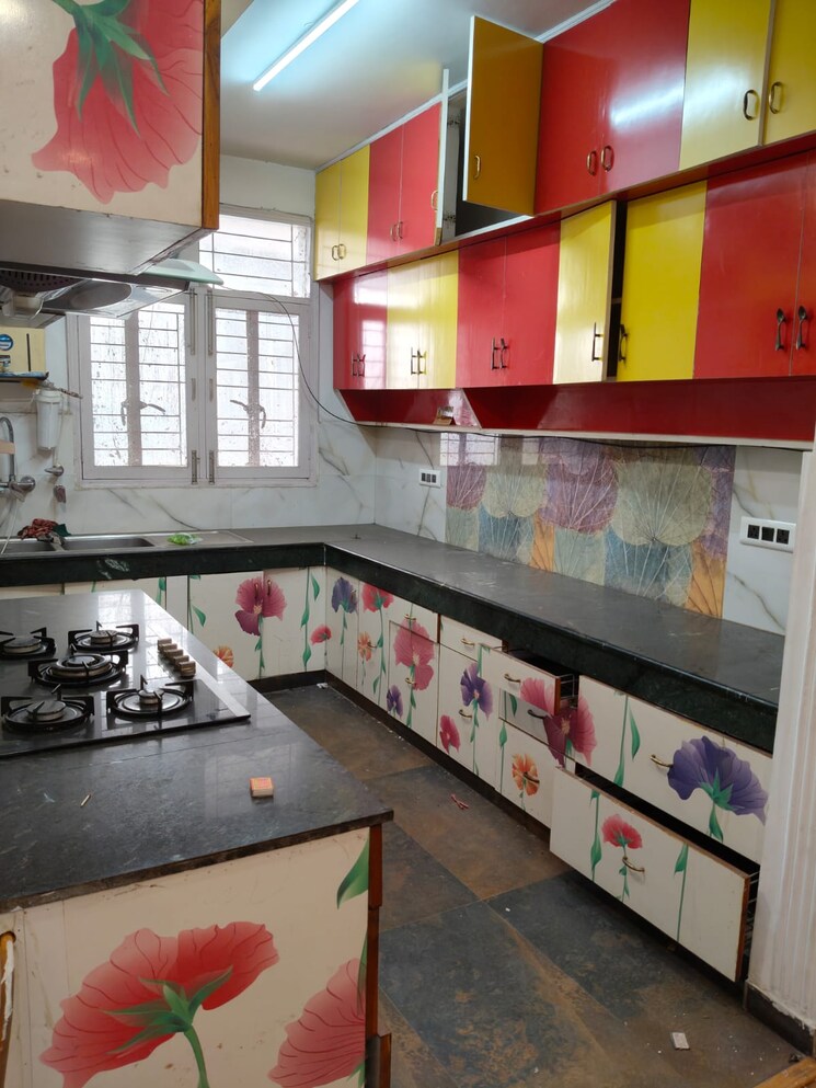 Kitchen, sector 18 dwarka 3 Bedroom 1400 Sq.Ft. Apartment In Sector 18 Dwarka Delhi 9063880