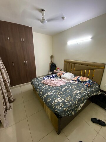 Bedroom in 2 BHK Apartment at Supertech Cape Town, Sector 74 – for Rent