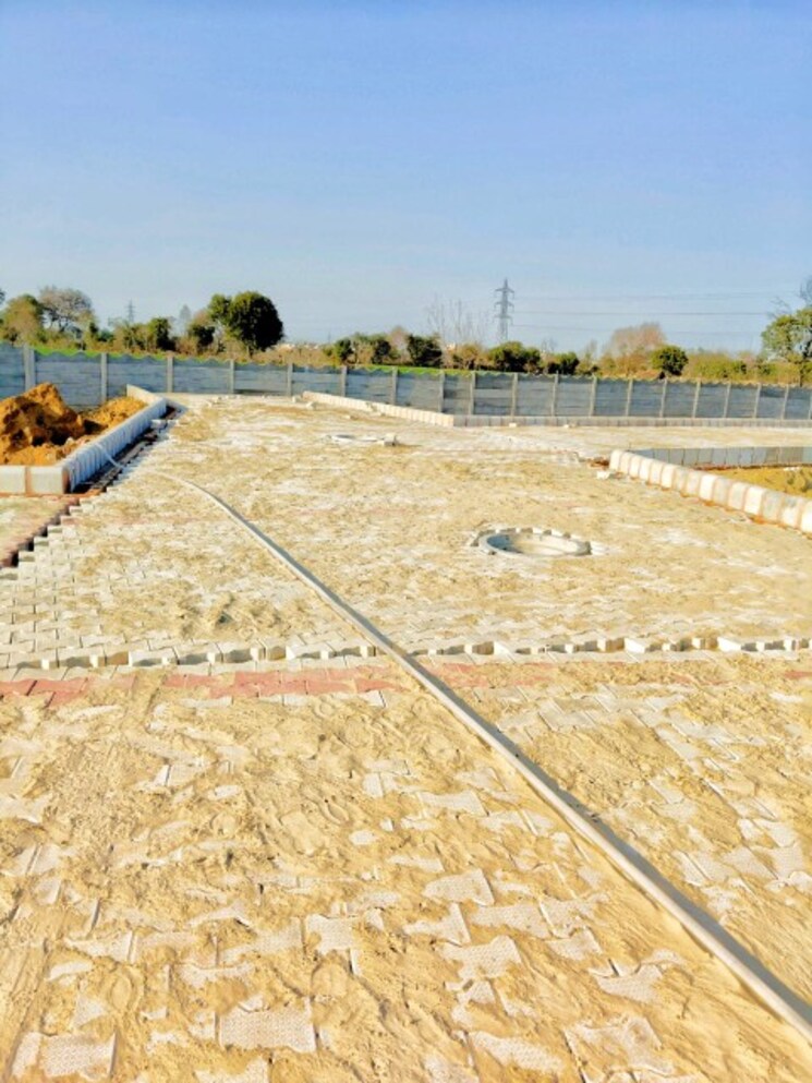 undefined, tilapta  50 Sq.Yd. Plot In Tilapta Greater Noida 9063884