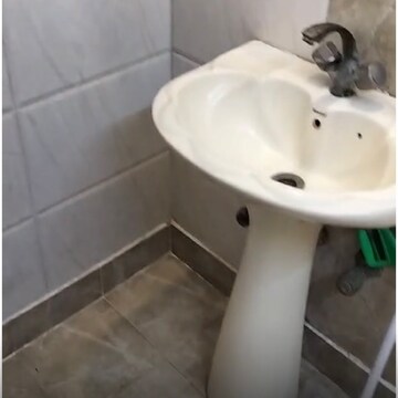 Bathroom in 1 RK Builder Floor at Lajpat Nagar ii – for Rent
