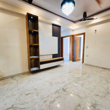 Room in 3 BHK Builder Floor at Jovian Luxury Homes , Industrial Area – for Sale