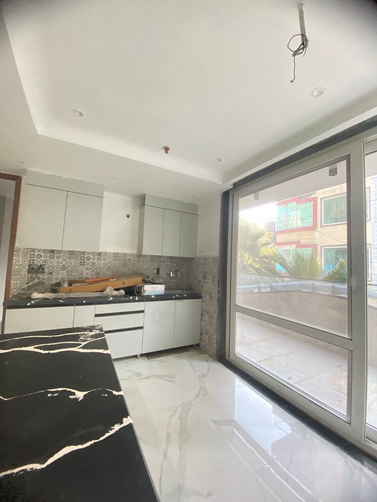 Kitchen, sector 17 dwarka 3 Bedroom 1300 Sq.Ft. Builder Floor In Sector 17 Dwarka Delhi 9063900