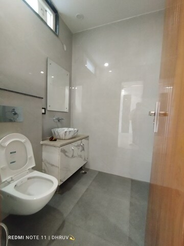 Bathroom in 3 BHK Builder Floor at Sector 17 Dwarka – for Rent