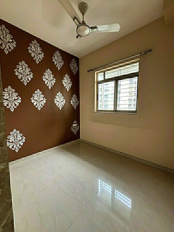 Room in 2.5 BHK Apartment at Lodha Casa Rio, Dombivli East – for Rent