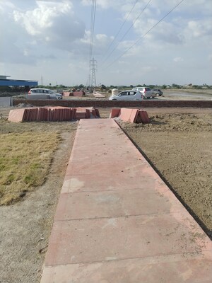  Plot – Exterior View View at Chhata - for Sale