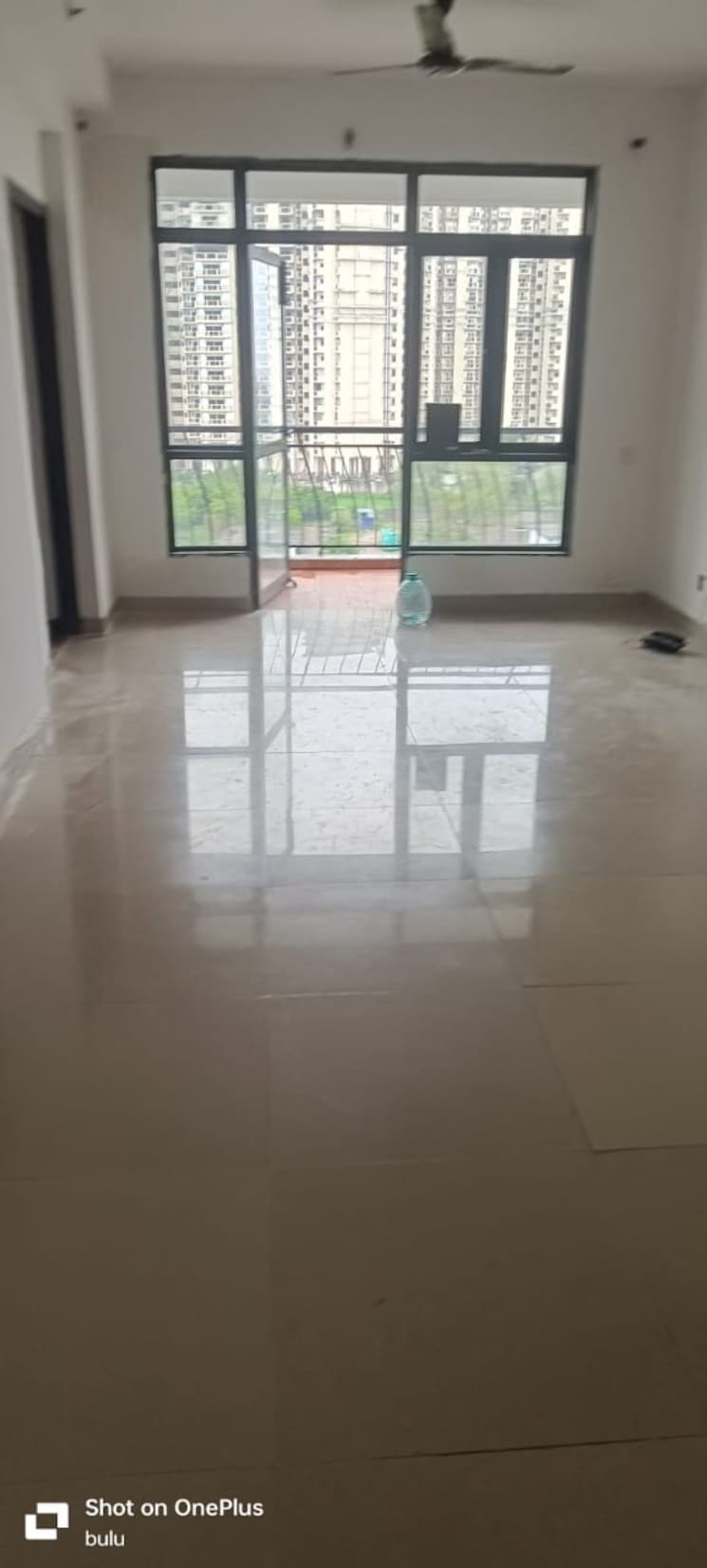 Room, amrapali-zodiac 3 Bedroom 1550 Sq.Ft. Apartment In Sector 120 Noida 9063936