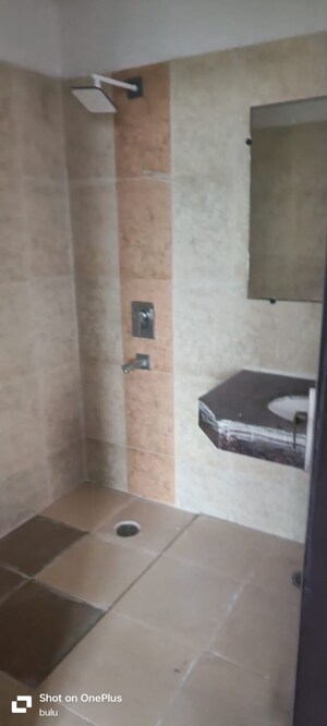 Furnished Amenities in 3 BHK Apartment at Amrapali Zodiac, Sector 120 – for Sale