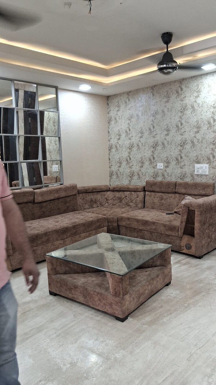 Living Room, rajouri garden 2 Bedroom 166 Sq.Yd. Builder Floor In Rajouri Garden Delhi 9064074