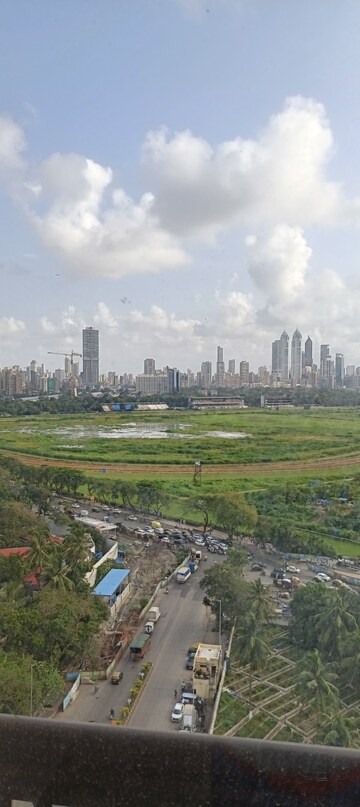 Plot Area in 2 BHK Apartment at Alamdar The Auro, Lower Parel – for Rent