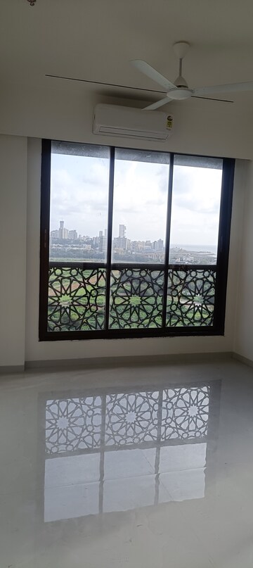 Bedroom in 2 BHK Apartment at Alamdar The Auro, Lower Parel – for Rent
