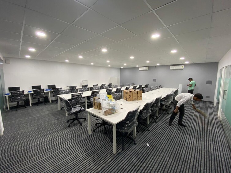 Cover Image, sector 58 Commercial Office Space 4500 Sq.Ft. In Sector 58 Noida 9064028