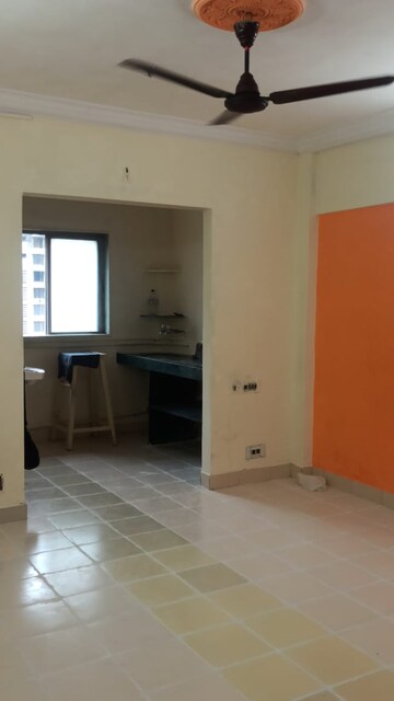 Room in 1 BHK Apartment at Om Shree Sai Darshan CHS, Borivali West – for Sale