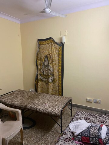 Bedroom in 1 BHK Builder Floor at Lajpat Nagar ii – for Rent