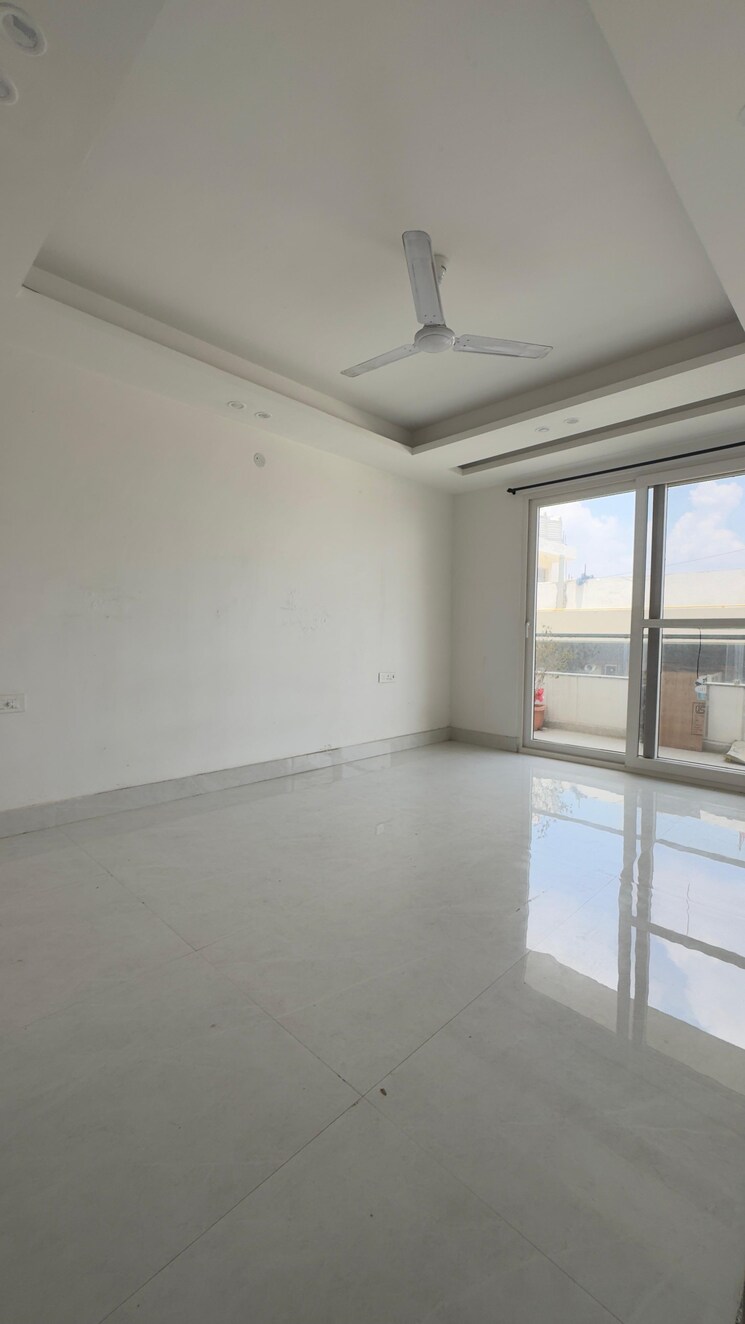 Room, palm-residency-chhatarpur 3 Bedroom 1500 Sq.Ft. Builder Floor In Chattarpur Delhi 9064071