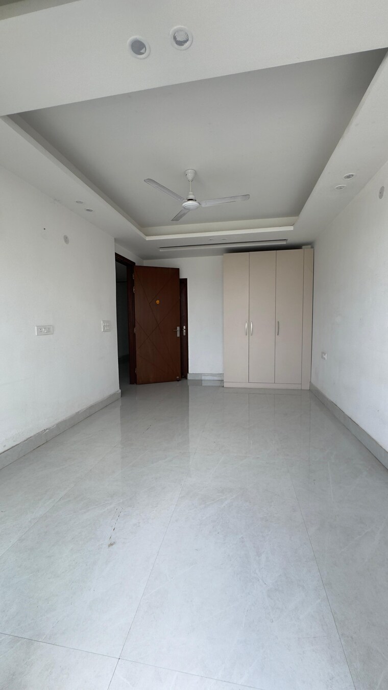 Room, palm-residency-chhatarpur 3 Bedroom 1500 Sq.Ft. Builder Floor In Chattarpur Delhi 9064071