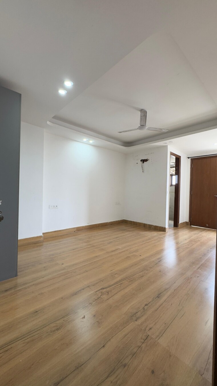 Room, palm-residency-chhatarpur 3 Bedroom 1500 Sq.Ft. Builder Floor In Chattarpur Delhi 9064071