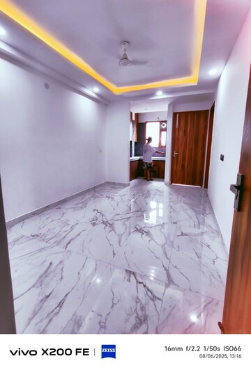 Balcony in 1 BHK Builder Floor at Freedom Fighters Enclave – for Rent