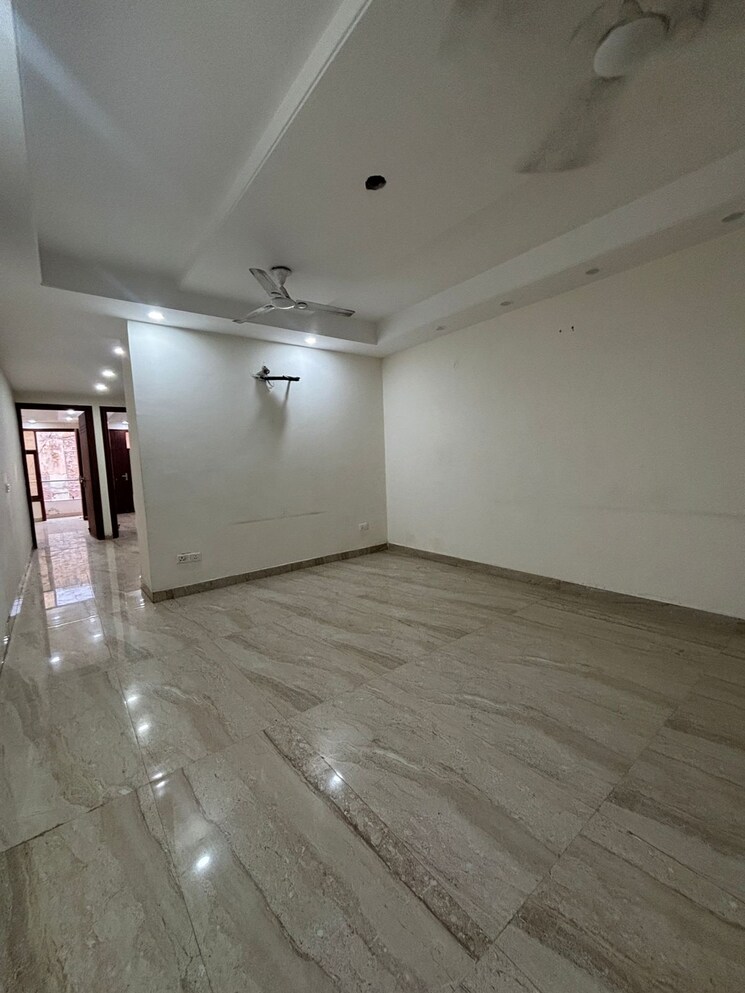 Room, palm-residency-chhatarpur 1 Bedroom 500 Sq.Ft. Apartment In Chattarpur Delhi 9064119