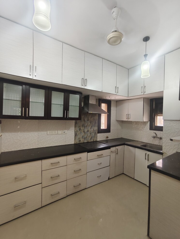 Kitchen, dda-rosewood-apartments 3 Bedroom 1800 Sq.Ft. Apartment In Vasant Kunj Delhi 9064133