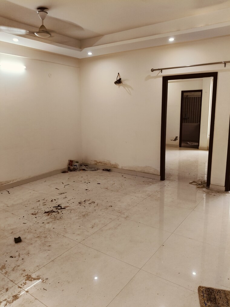 Room, pir machalla 3 Bedroom 1100 Sq.Ft. Builder Floor In Pir Machalla Zirakpur 9064142