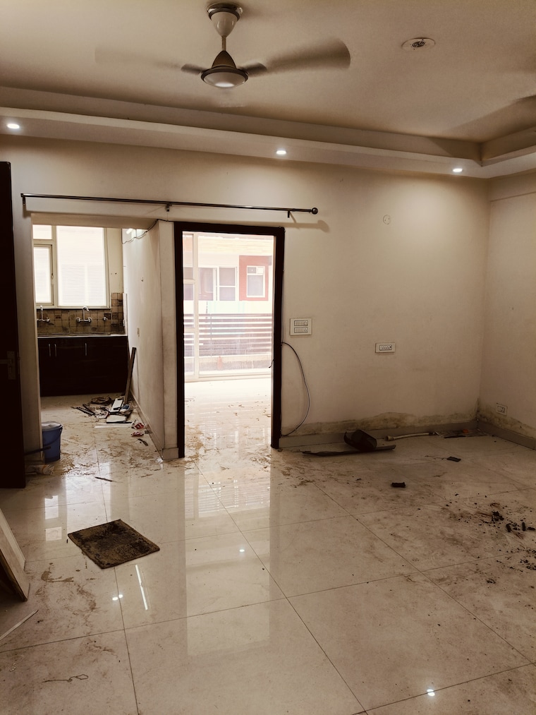 Room, pir machalla 3 Bedroom 1100 Sq.Ft. Builder Floor In Pir Machalla Zirakpur 9064142