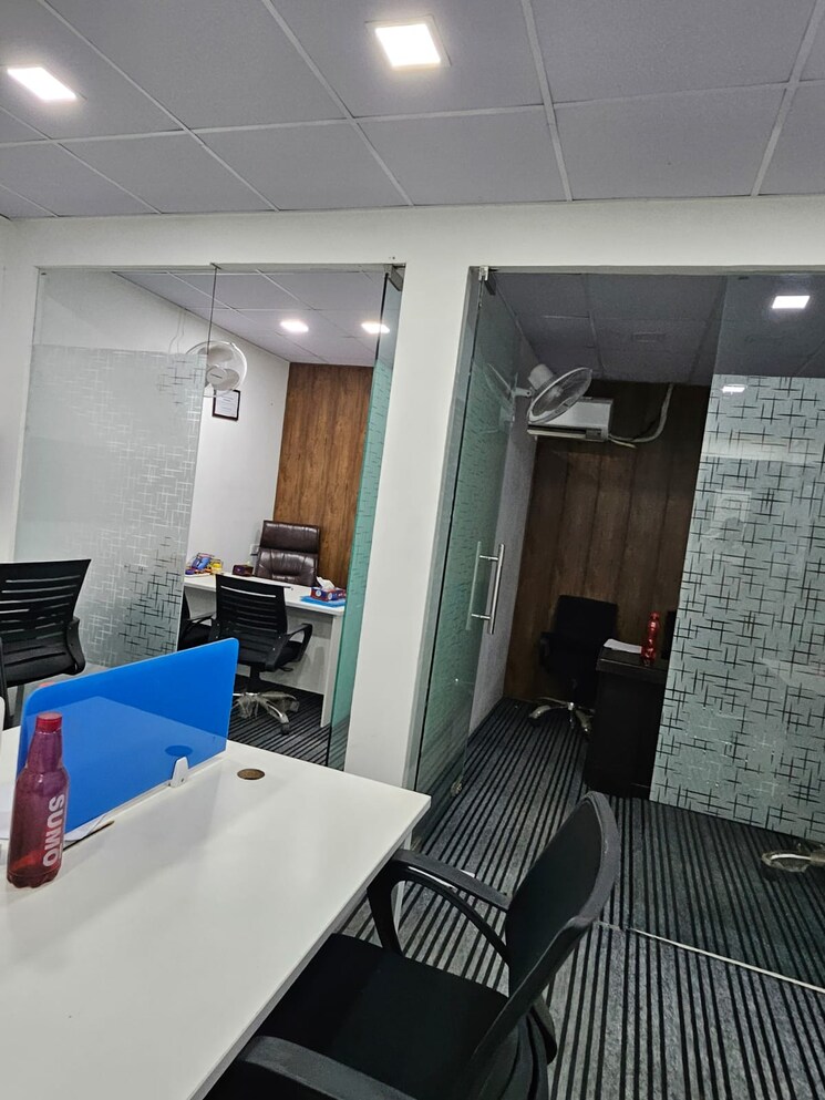 Team Area, sector 63 Commercial Office Space 800 Sq.Ft. In Sector 63 Noida 9064204