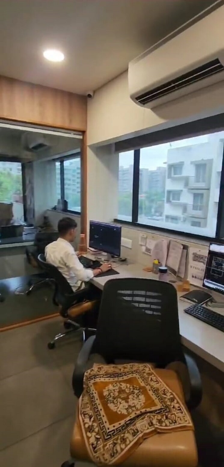 Living Room, spg-echelon Commercial Office Space 600 Sq.Ft. In Makarba Ahmedabad 9064148