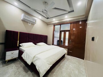 Bedroom in 3 BHK Builder Floor at Kishangarh – for Rent