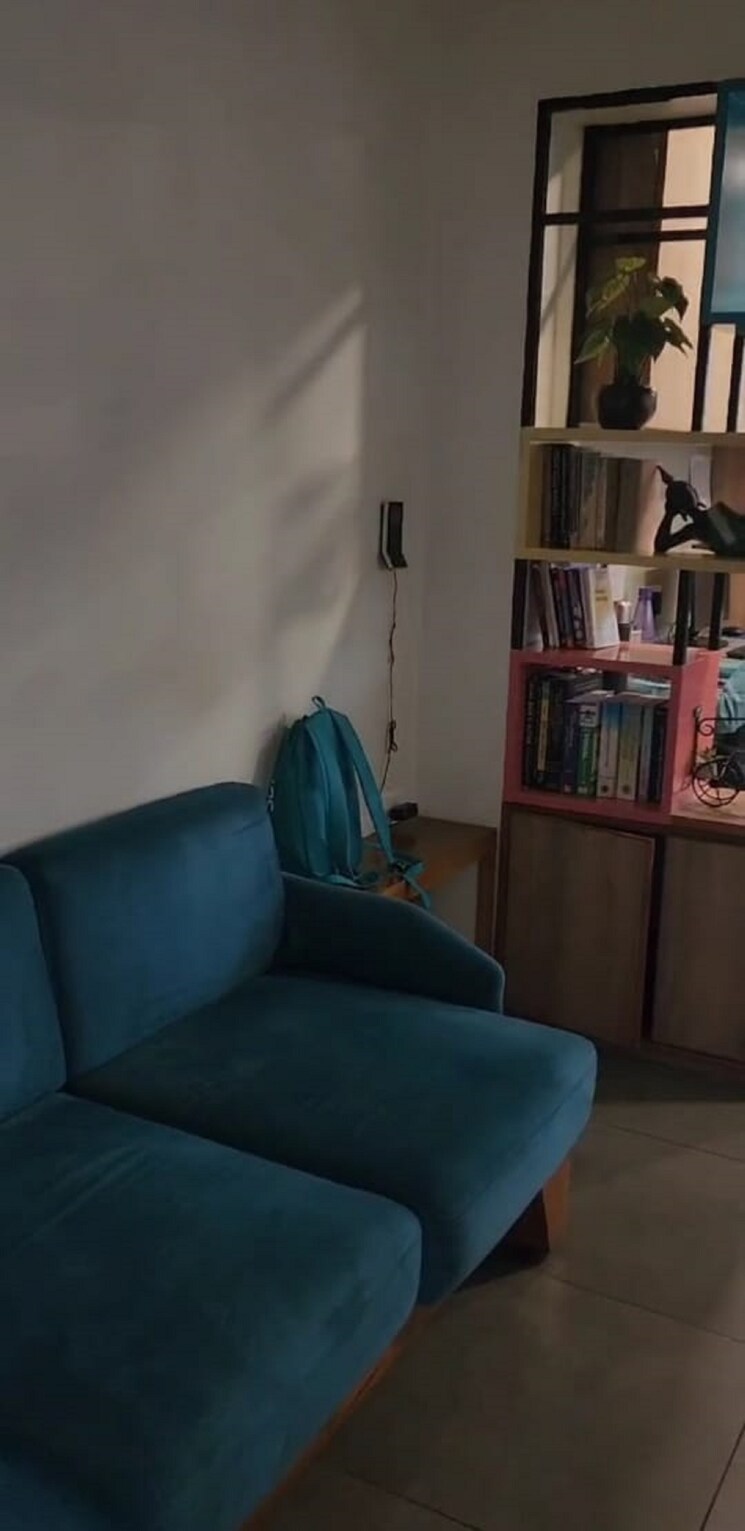 Living Room, spg-echelon Commercial Office Space 600 Sq.Ft. In Makarba Ahmedabad 9064148