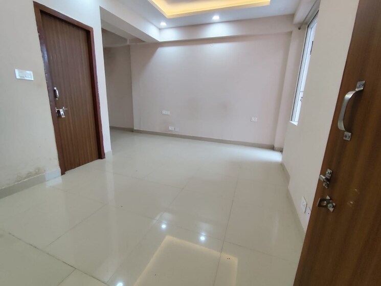 Room, dda-rosewood-apartments 3 Bedroom 1850 Sq.Ft. Builder Floor In Vasant Kunj Delhi 9064202