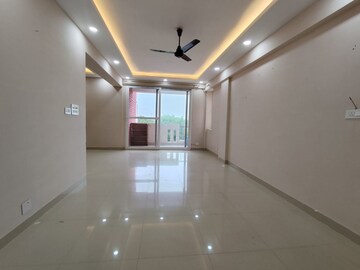 Building Lobby in 3 BHK Builder Floor at DDA Rosewood Apartments, Vasant Kunj – for Rent