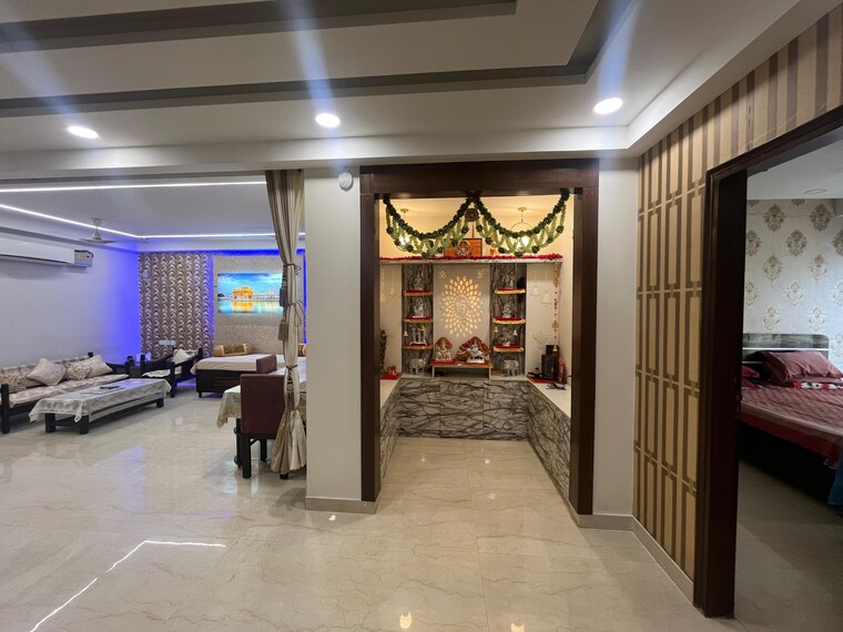  Parking, emaar-the-palm-drive-palm-studios 4 Bedroom 4200 Sq.Ft. Penthouse In Sector 66 Gurgaon 9064196