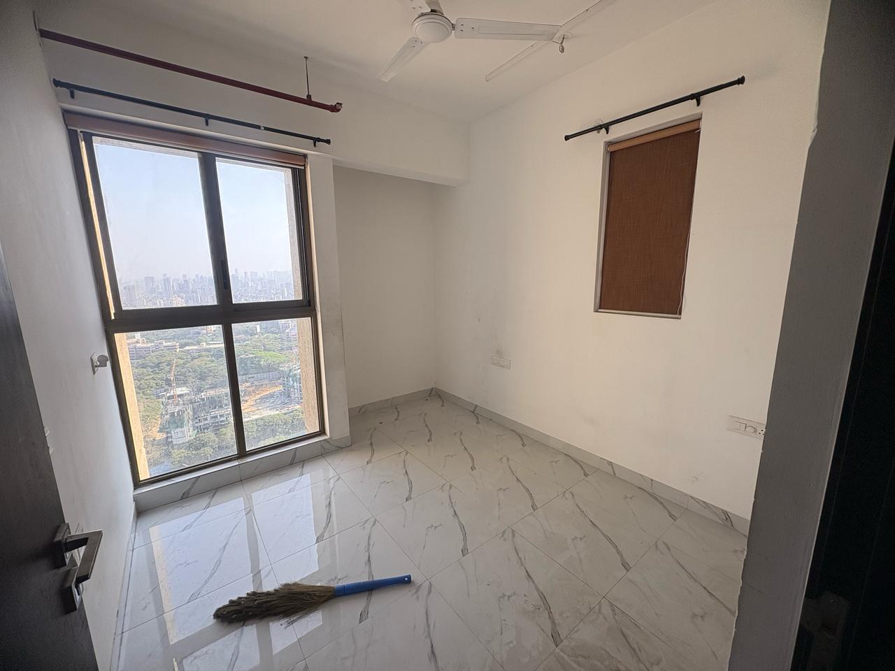 1.5 BHK + Pooja Room Apartment For Sale in Lodha Casa Ultima