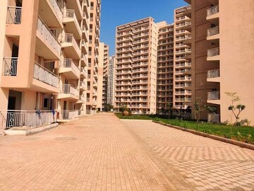 1 BHK Apartment – Exterior View View at Shree Vardhman Green Court, Sector 90 - for Rent